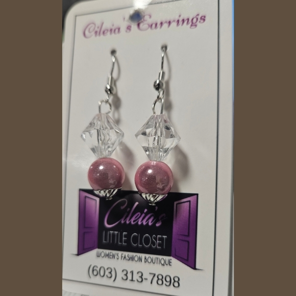 Dangling Earrings, Beaded - Picture 2 of 4